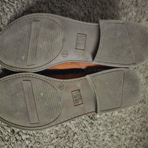 Time and Tru Women's boots - Picture 3 of 3